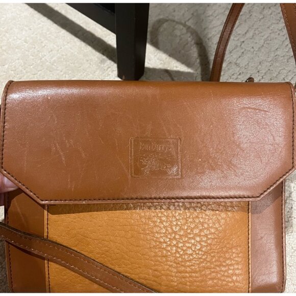 Burberry Vintage Brown Leather Crossbody Bag With Adjustable Strap - Picture 2 of 13